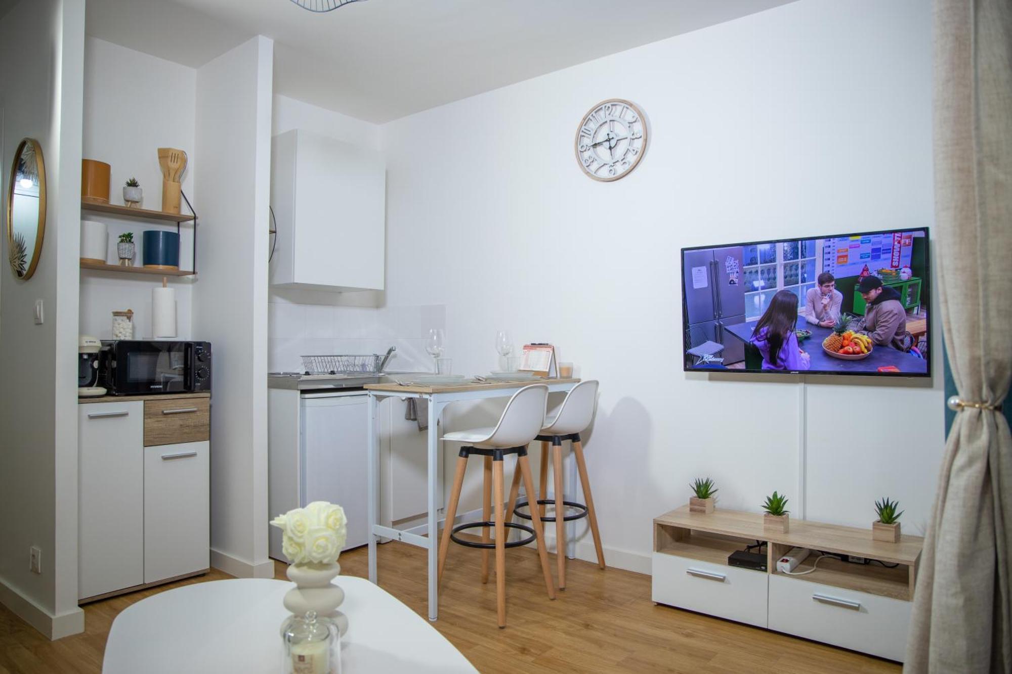 Centre-Ville - Fibre - Netflix - Le Beverley Studio Blain Kültér fotó
